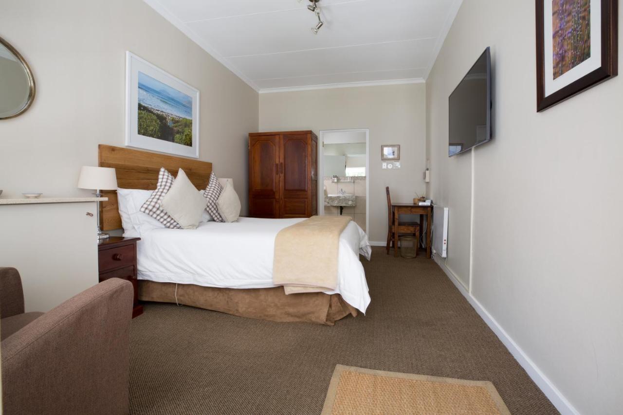 ホテル The Ashford ヨハネスブルグ エクステリア 写真